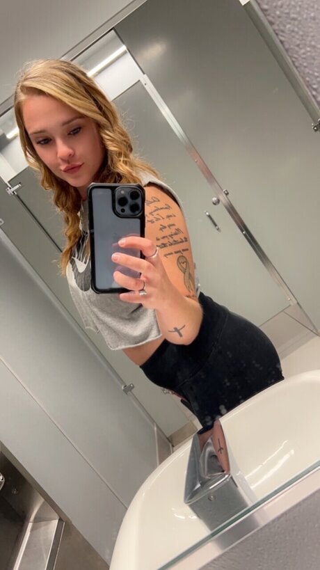 Ashley Kapalka star du porno chaud galerie