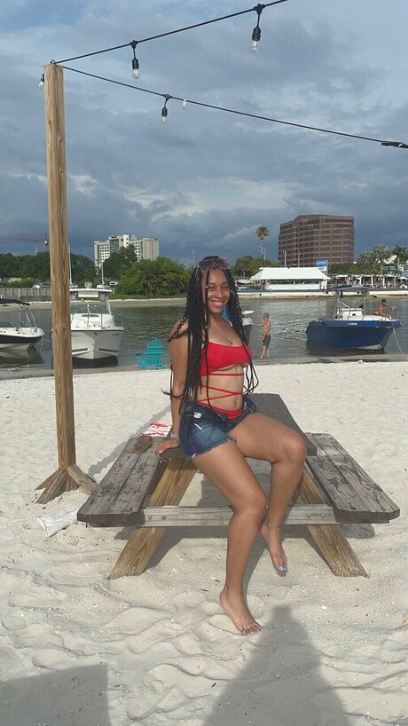 Nikkitty xxx étoile images