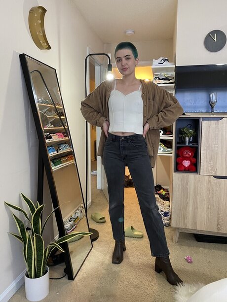 Emery actrice pornographique images