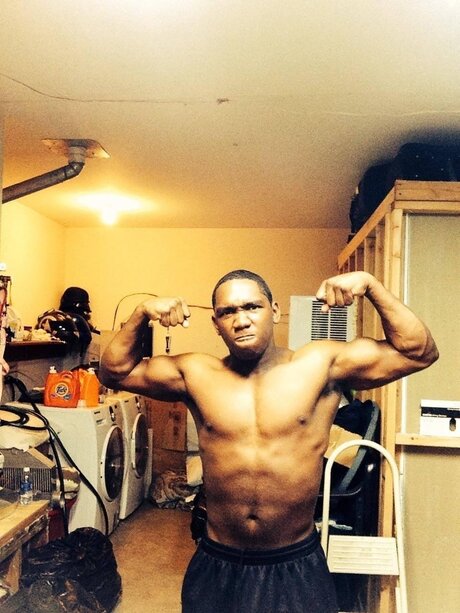 Jayland OGuinn actrice parfaite photo