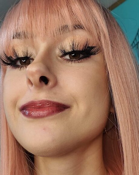 Alice Pinkerhop star exclusive image