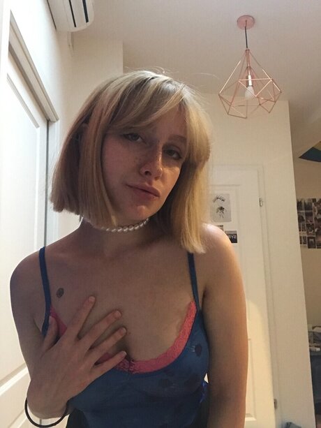 artisticbellah nus de stars du porno img