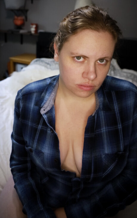 Natalie Mayson star du porno de haute qualité archive