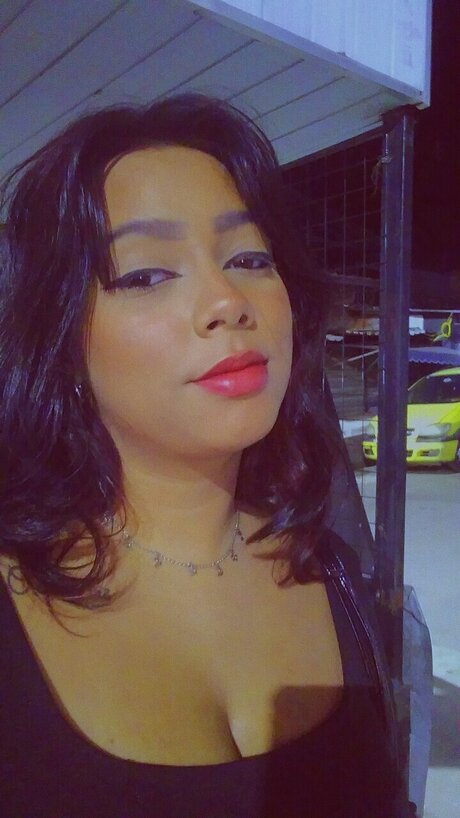 honey77 actrice pornographique img