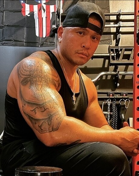 Rommel Sumague nus star du porno image