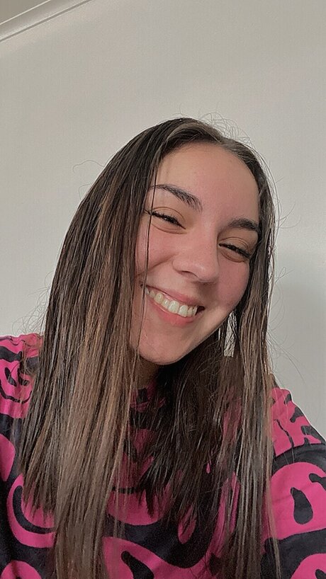 Valentina Valenzuela modèle chaud images