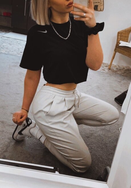 Stella Sophie sexe de star du porno photo