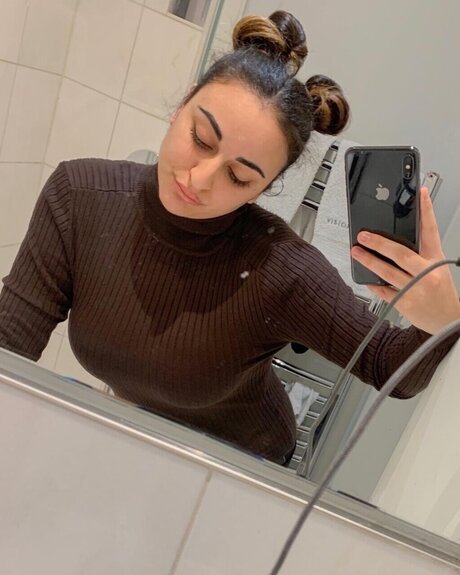 Maria Cristina Santoni étoile de l'art images