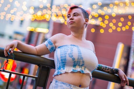 Marina May étoile sympa image