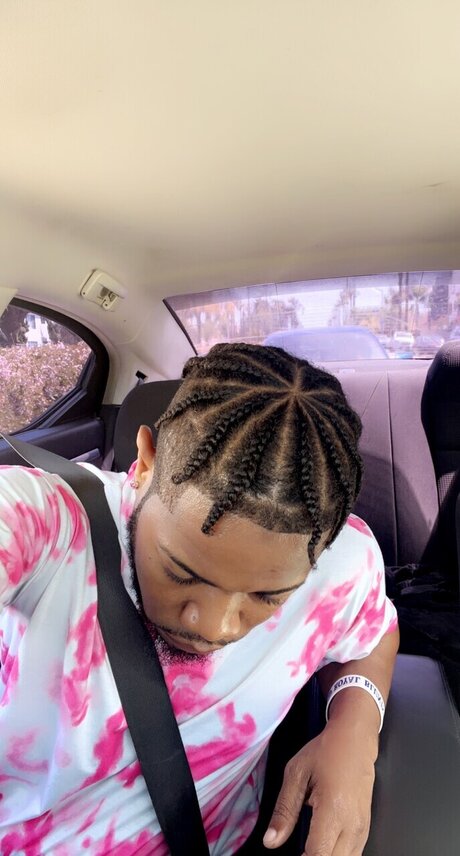 Chocolate Strawberry étoile nue galeries