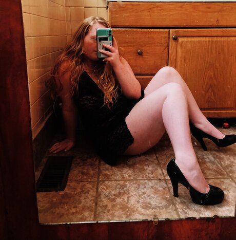 That One White Girl modèle gratuit image