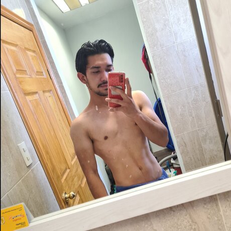 Oscar Ramirez actrice érotique des photos