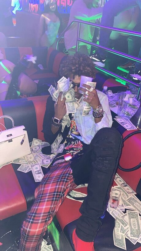 Imvisiion actrice xxx des photos