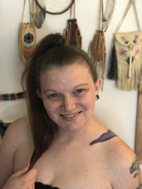 Juicy juju13 actrice adulte des photos