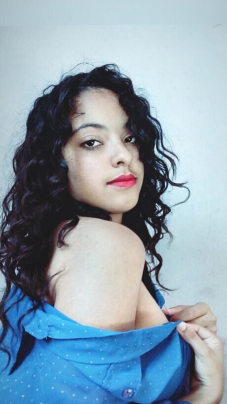 Izabel Cassia étoile gratuite archive