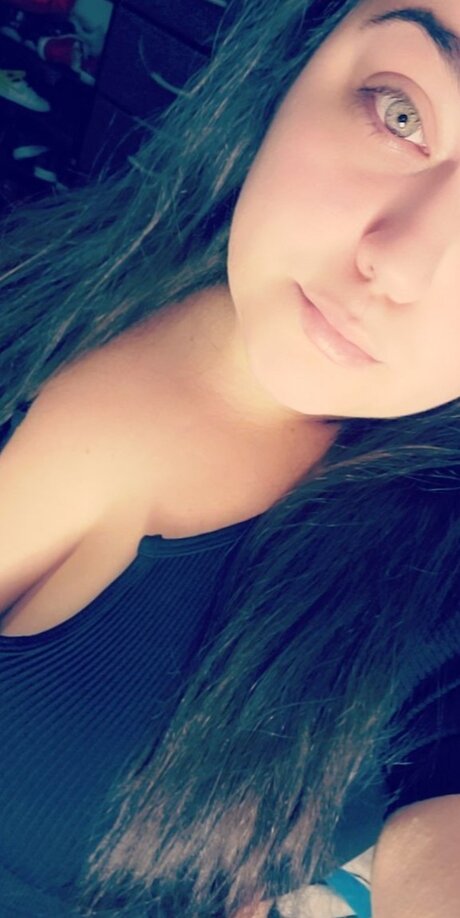 Chrissy2 modèle joli img