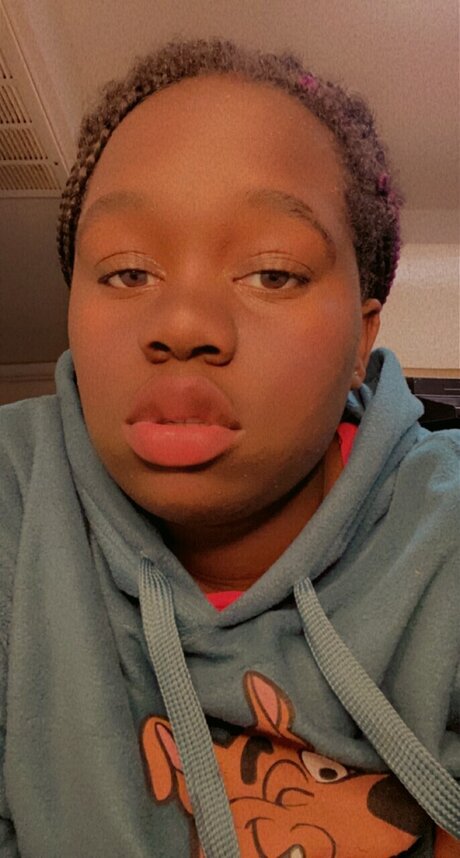 Prettykayy actrice nue photo