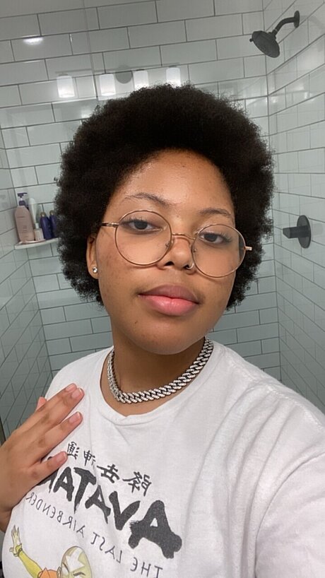 lingerie milf uniquementfans parfait nu img