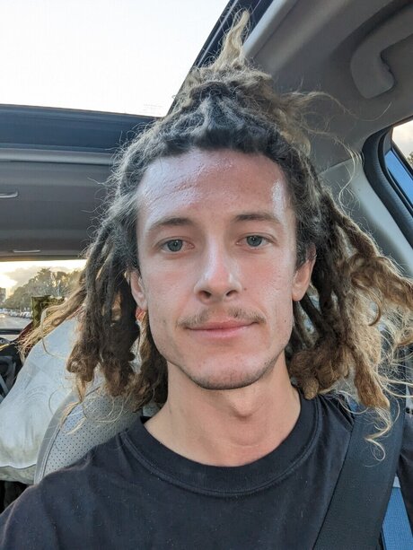 Ryan Madlener modèle pornographique archive