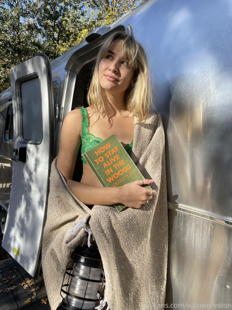 Willow Preston actrice pornographique img