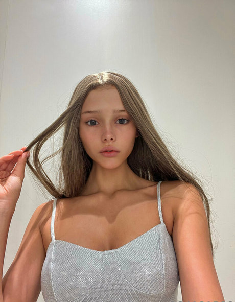 ariana greene modèle artistique photo