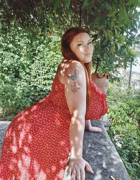 Alena Ostanova haut de star du porno collection