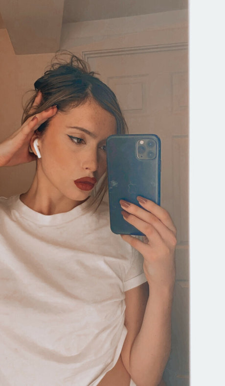 Lysandre Nadeau haut étoile galerie