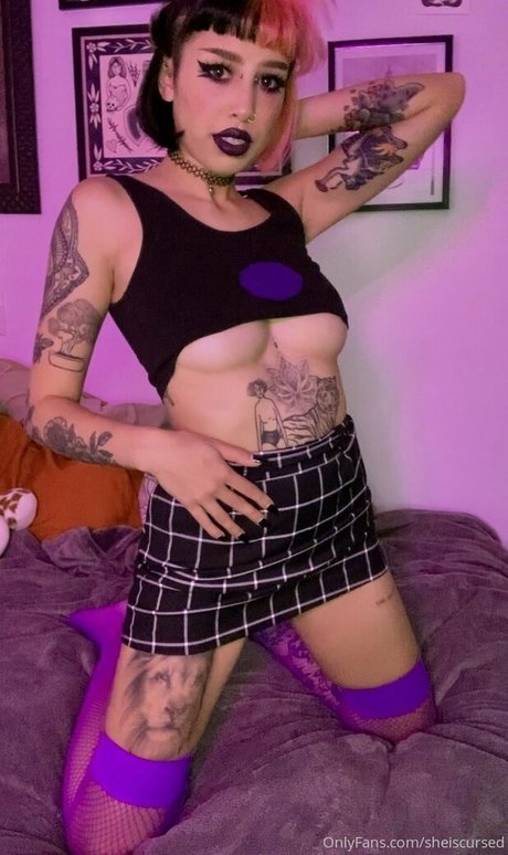 Sheiscursed art de star du porno img