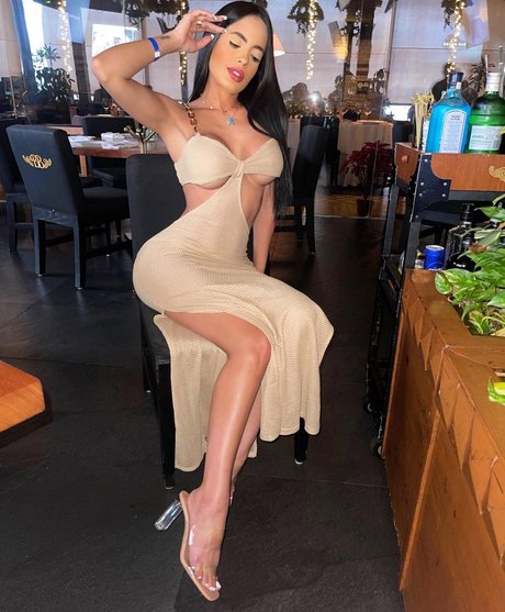 gros seins ébène onlyfans xxx magnifique image