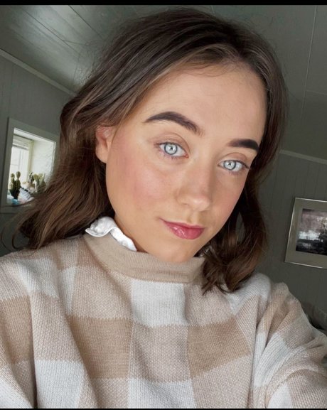 BabyLana xxx étoile galeries