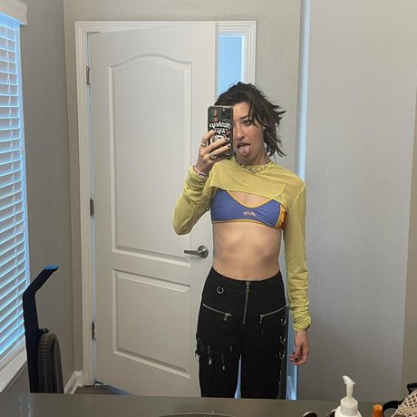 plage milf onlyfans pornographique hd image