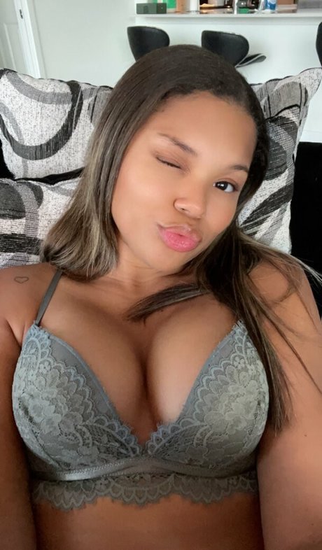 nu nu onlyfans belle chaude galeries