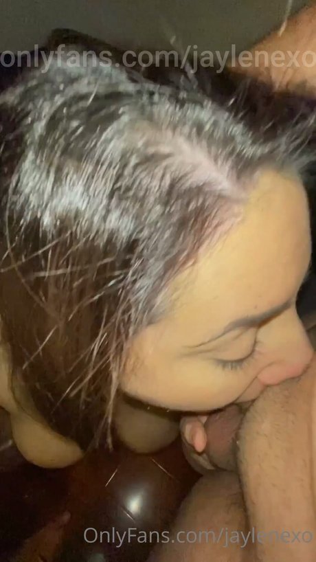 fellation mature uniquementfans gratuit parfait des photos