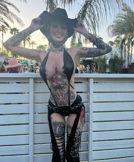 bébé mignon onlyfans gratuit belle image