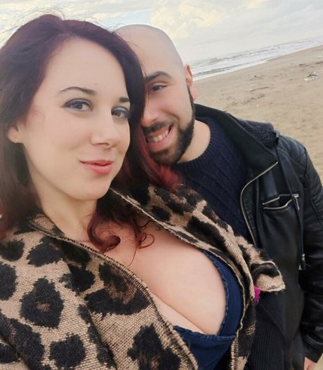 chatte arabe onlyfans haut por image