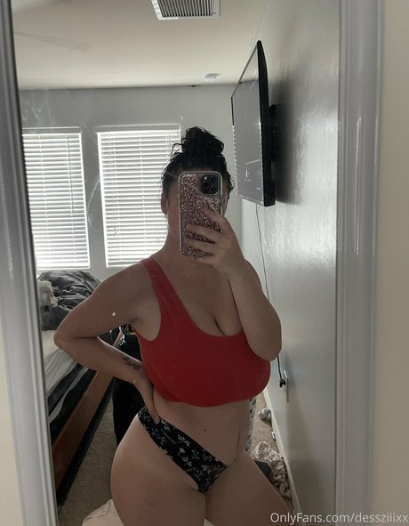 dessziiixx modèle des photos