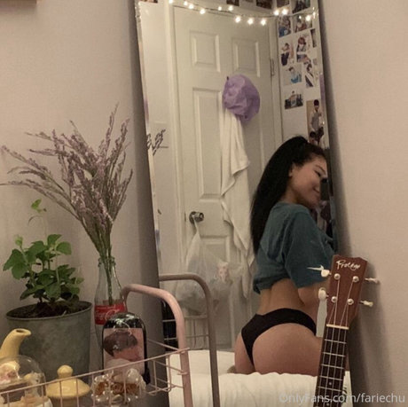 Jadamichy modèle de sexe image