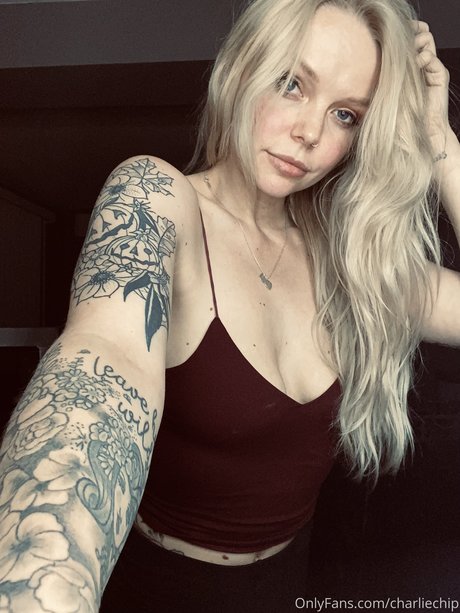 joi uniquementfans pornographique adulte des photos