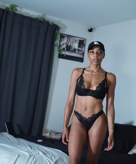 Frankiiy star du porno belle galeries