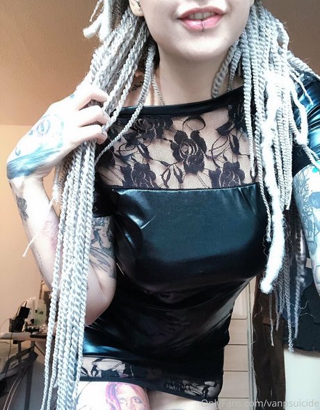 cuisses épaisses onlyfans haut sexy img