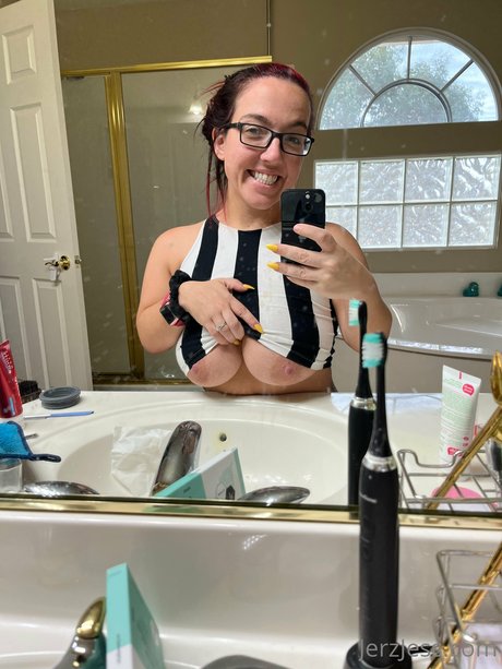 Jerzjess jolie actrice image