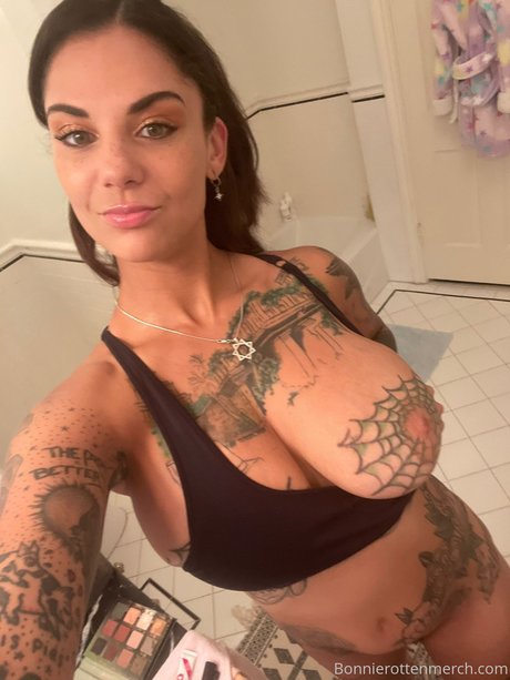 Bonnie Rotten star érotique photos