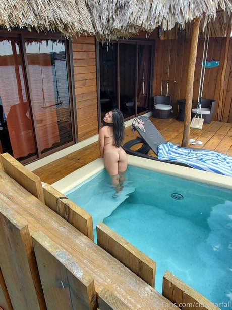 Cindy Starfall modèle porno des photos