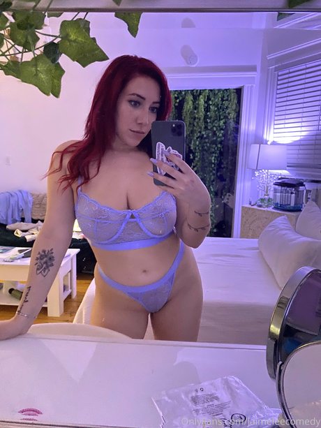 Jaime Lee Simmons modèle artistique collection