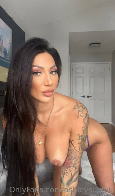 cuisses épaisses onlyfans très chaud img