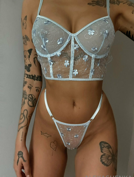 femmes au foyer uniquementfans nus chauds img