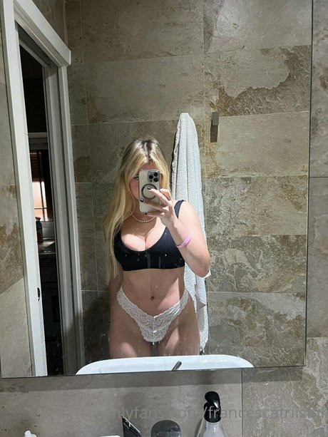 petite ébène onlyfans nus chauds img