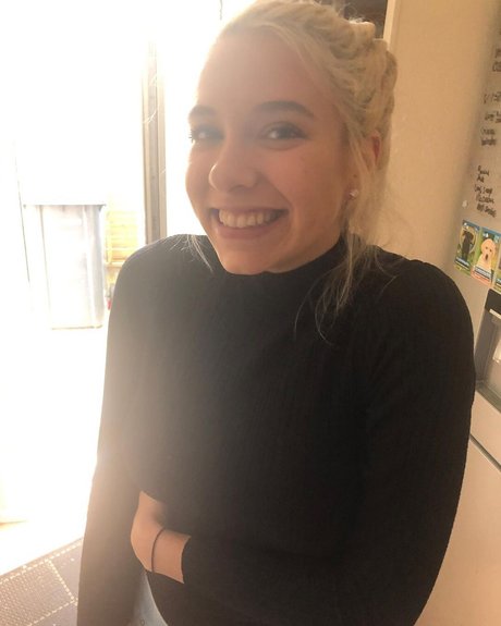 Samantha Flair nus star du porno image