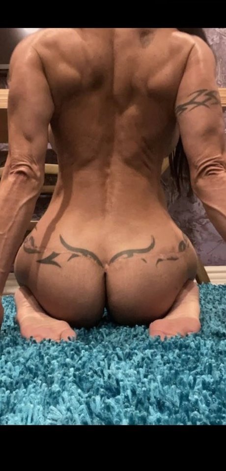 Jewels Jade art star du porno images