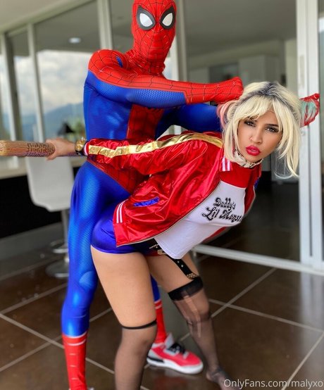 malyxo actrice de sexe collection